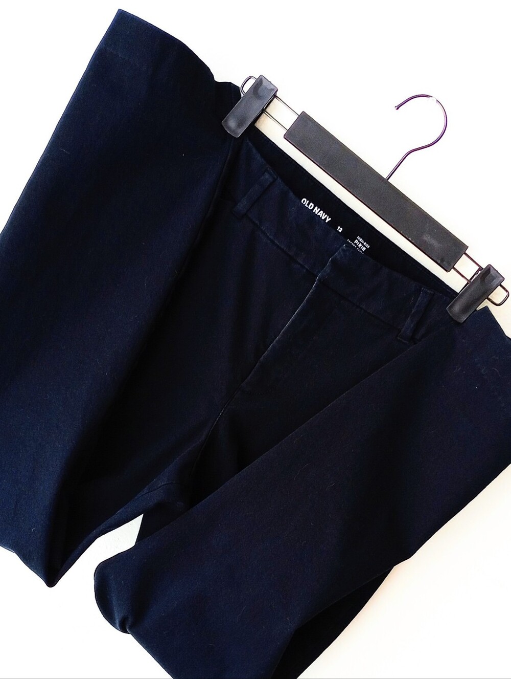 Black Old Navy High Rise Pixie - Picture 2 of 8